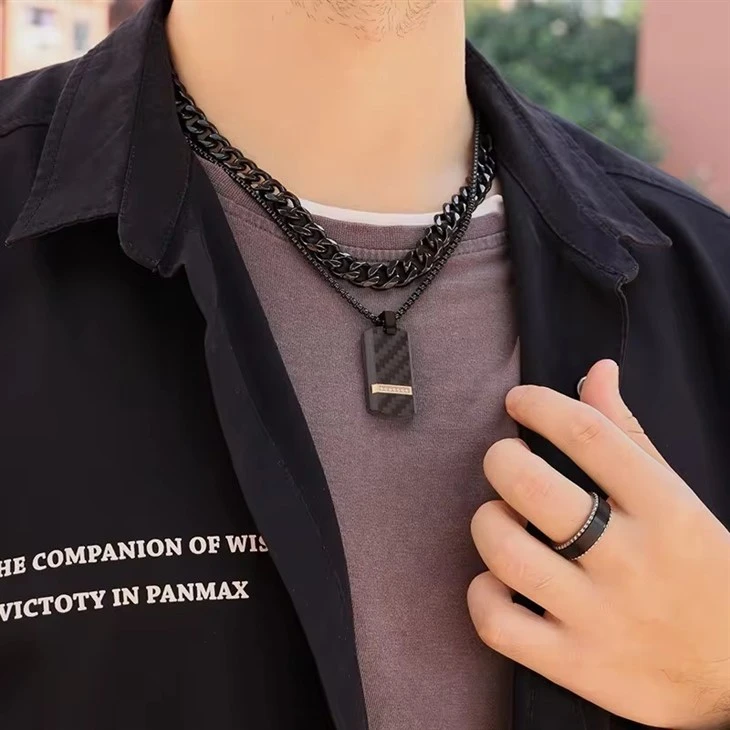 Dog Tag Pendant Stainless Steel And Carbon Fibre Lines Inlaid Zircon Men's Pendant Dog Tag Pendant Stainless Steel And Carbon Fibre Lines Inlaid Zircon Men's Pendant