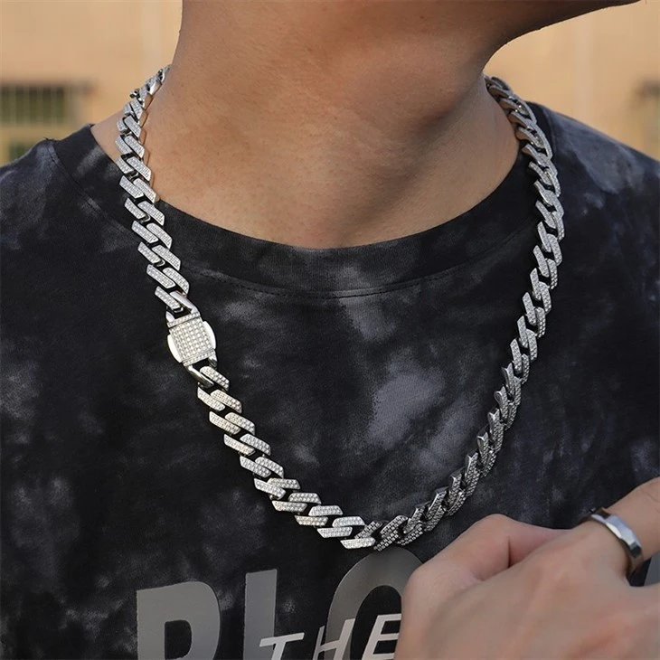 Stainless Steel Iced-Out Cuban Link Chain & Bracelet Set suppliers Stainless Steel Iced-Out Cuban Link Chain & Bracelet Set suppliers